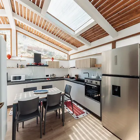 Michela - Dimora Di Charme A Con Panorama Sul Mare By Biz بيت للعطل *