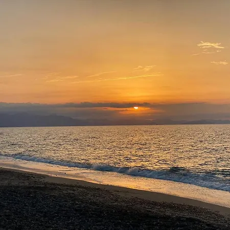 Michela - Dimora Di Charme A Con Panorama Sul Mare By Biz *