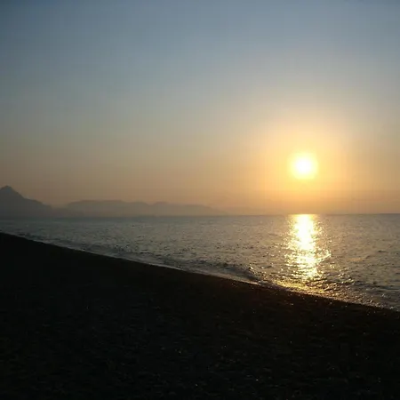 Michela - Dimora Di Charme A Con Panorama Sul Mare By Biz بيت للعطل