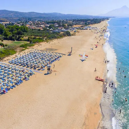 Michela - Dimora Di Charme A Con Panorama Sul Mare By Biz Prázdninový dům