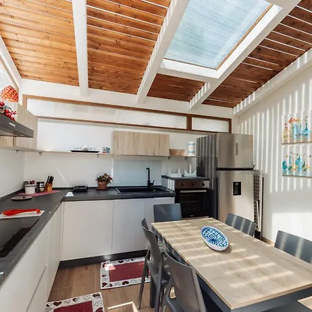 Michela - Dimora Di Charme A Con Panorama Sul Mare By Biz Ferienhaus