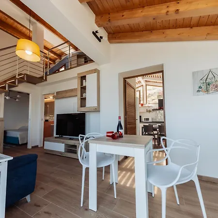 Ferienhaus Michela - Dimora Di Charme A Con Panorama Sul Mare By Biz Cefalù