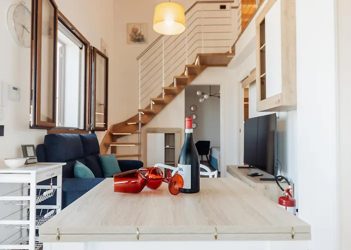 Michela - Dimora Di Charme A Con Panorama Sul Mare By Biz Ferienhaus