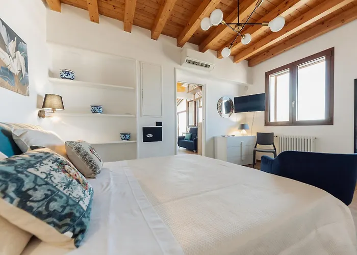 Ferienhaus Michela - Dimora Di Charme A Con Panorama Sul Mare By Biz Cefalù